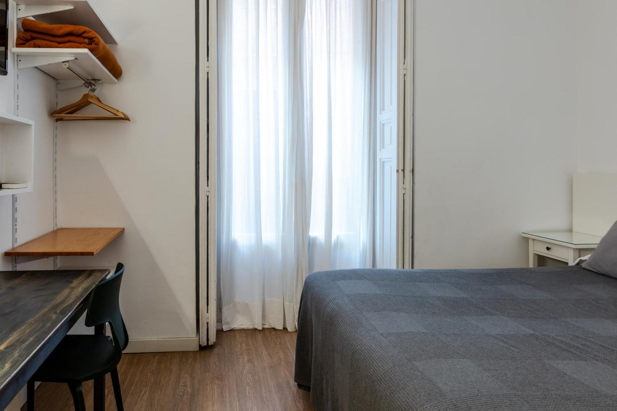Hostal La Zona, Madrid